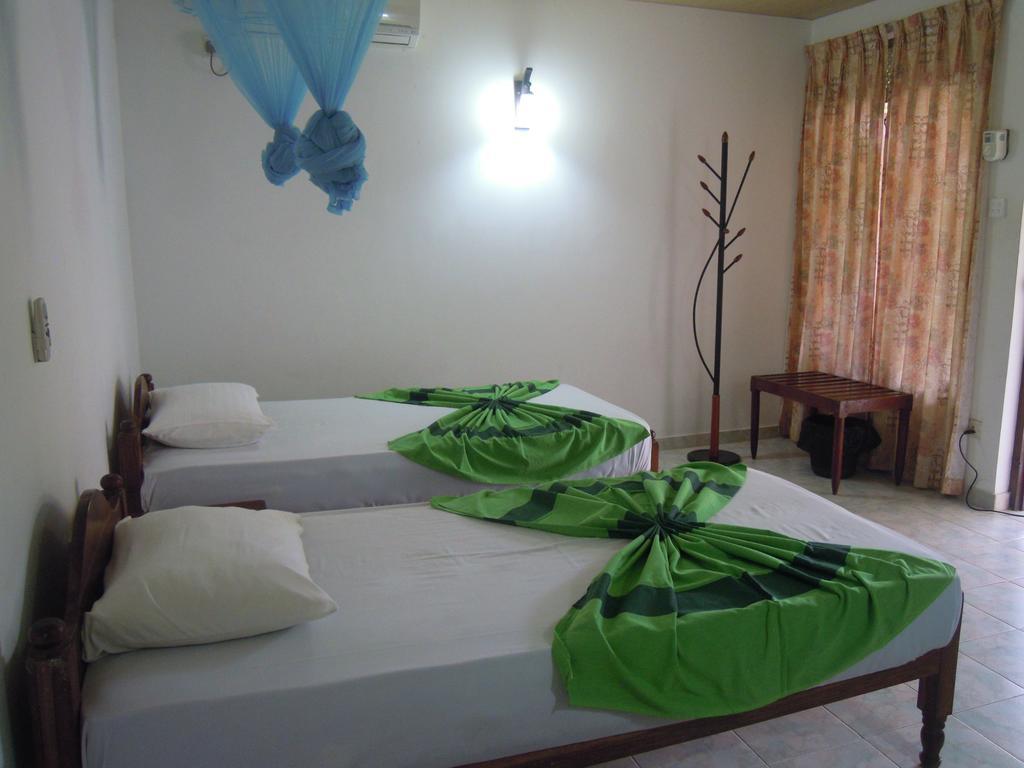 Devi Tourist Home Polonnaruwa Luaran gambar
