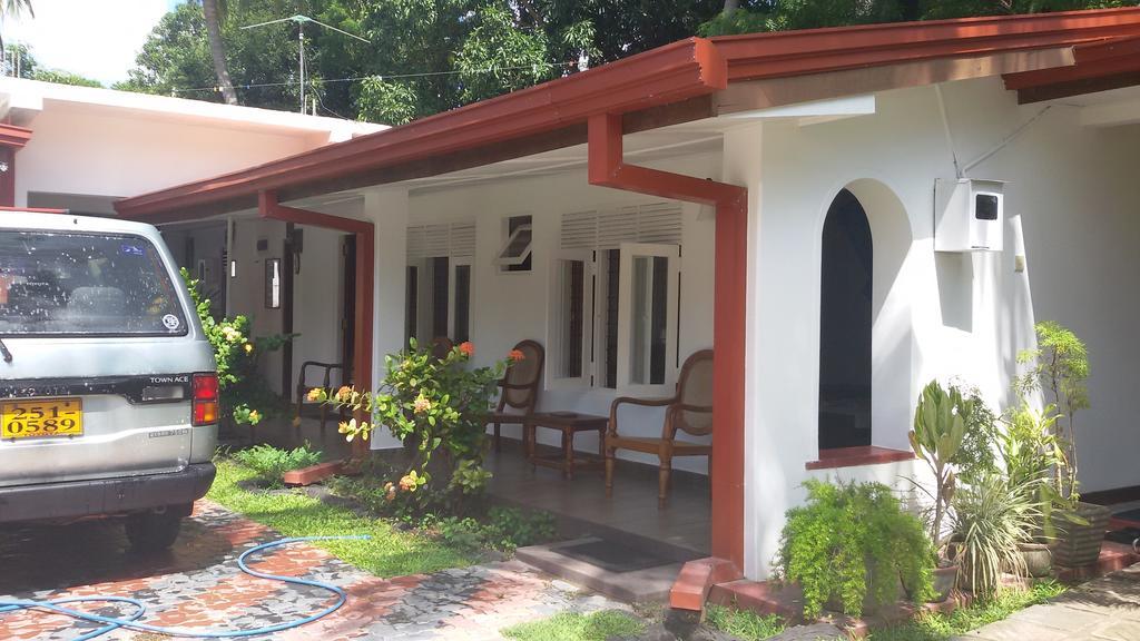Devi Tourist Home Polonnaruwa Luaran gambar