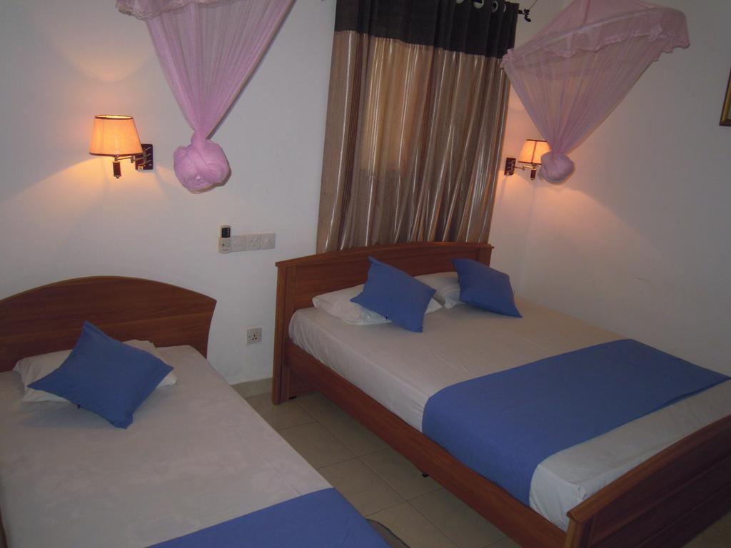 Devi Tourist Home Polonnaruwa Luaran gambar