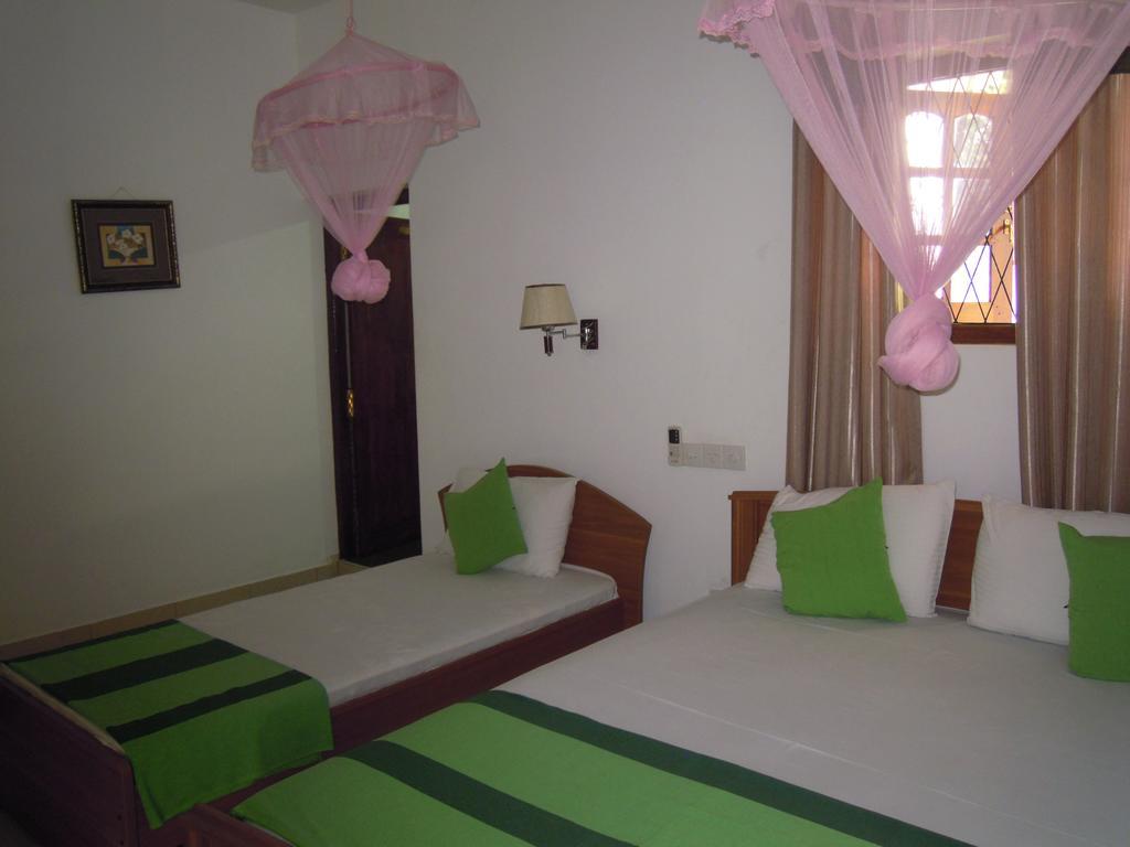 Devi Tourist Home Polonnaruwa Luaran gambar